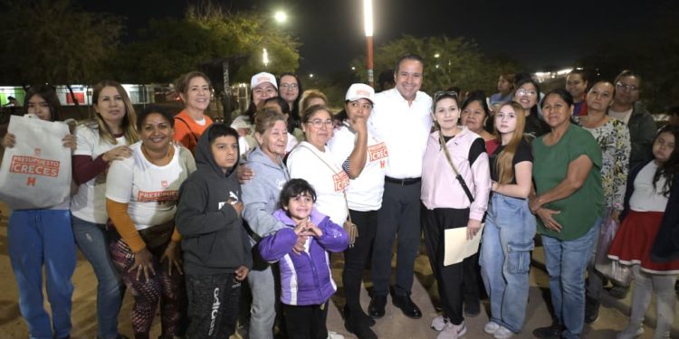 Refuerza Toño Astiazarán seguridad de familias de La Cholla con corredor Camina Segura 103