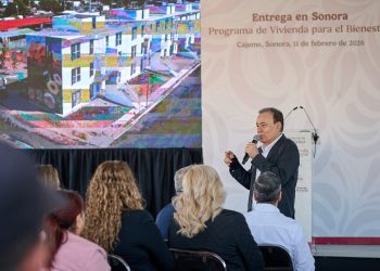 Durazo y Sheinbaum entregan primeras casas del Bienestar en Sonora; meta de vivienda crece a 65 mil