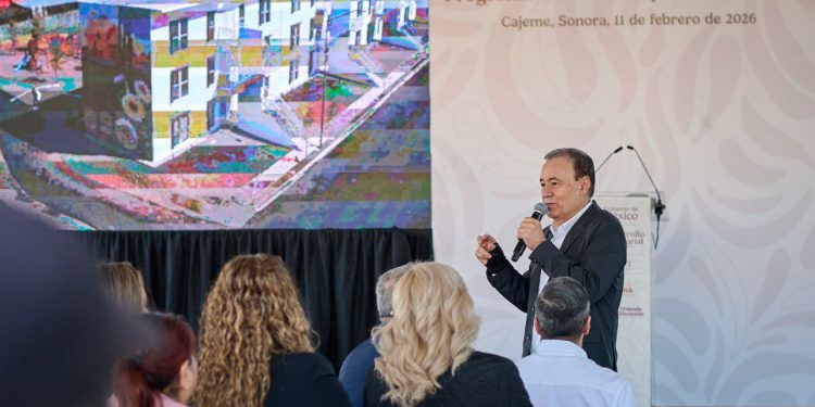 Durazo y Sheinbaum entregan primeras casas del Bienestar en Sonora; meta de vivienda crece a 65 mil