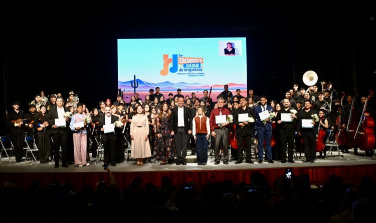 Reconocen Toño Astiazarán y Patty Ruibal talento juvenil en primer encuentro estatal de orquestas “Sonora Suena Unida”