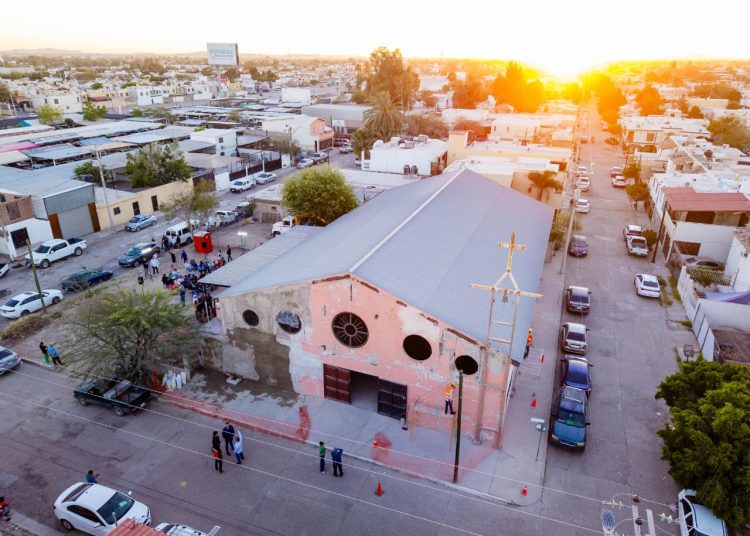 Recorre Toño Astiazarán trabajos de obra ganadora de Presupuesto CRECES en colonia Misioneros