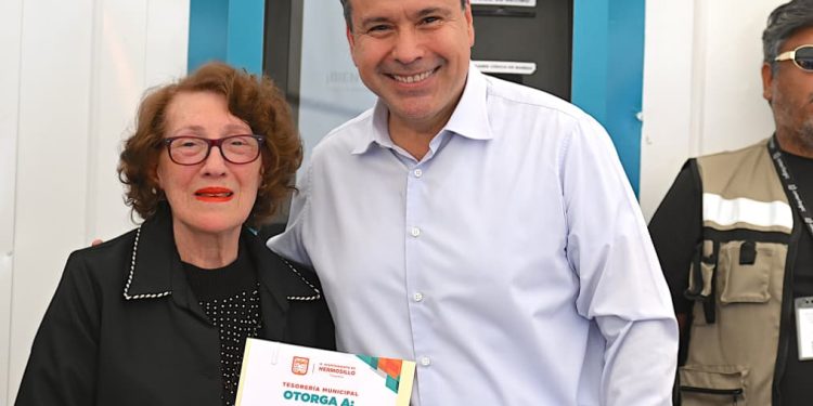 Beneficia Toño Astiazarán a familias hermosillenses con programa “Tu Predial Pagado 2026”