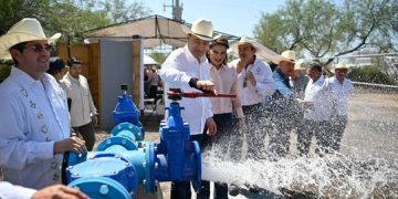 Durazo resuelve demandas de comunidades del sur con acciones en salud, obras hídricas y maquinaria