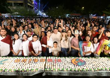 Celebra Toño Astiazarán junto a familias hermosillenses éxito de Taco Fest