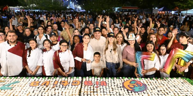 Celebra Toño Astiazarán junto a familias hermosillenses éxito de Taco Fest
