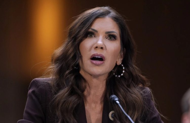 Trump destituye a Kristi Noem, secretaria de Seguridad Nacional