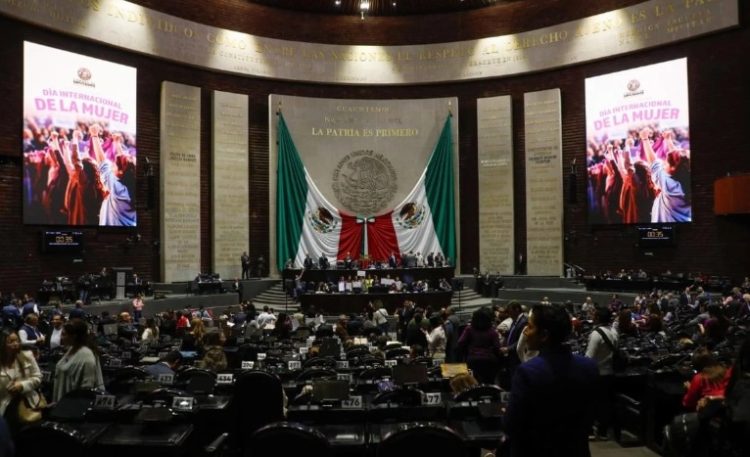 Recibe Cámara de Diputados iniciativa presidencial de reforma electoral