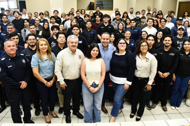 Celebra Toño Astiazarán participación de jóvenes del ITH en desarrollo de drones de vigilancia y semáforos inteligentes para Hermosillo