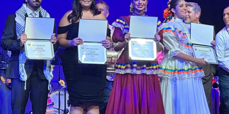 C.A.L.L.E. de Arizona otorgará becas a estudiantes destacados en el 3.er Festival de Mariachi y Folklore