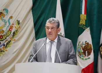 Diputado Próspero Valenzuela destaca el papel del Estado en el desarrollo del sector energético.