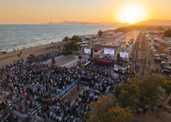 Durazo detona nuevo polo turístico en Empalme con Malecón El Cochórit