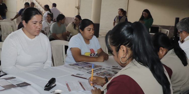 Inicia entrega de tarjetas del programa “La Escuela es Nuestra” en Sonora