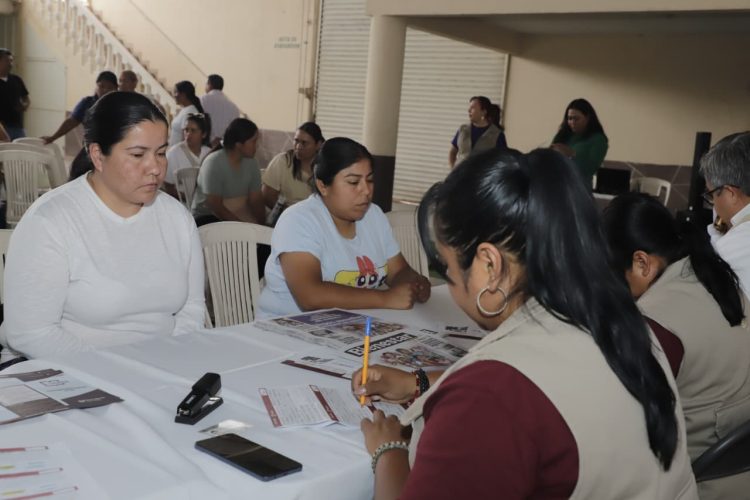 Inicia entrega de tarjetas del programa “La Escuela es Nuestra” en Sonora