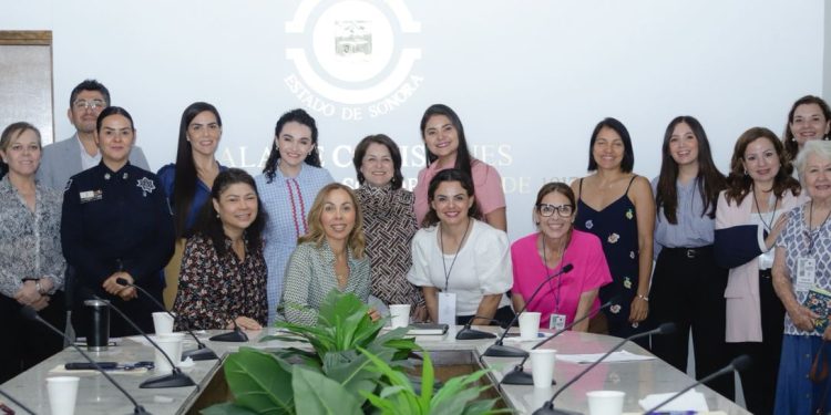 El Congreso de Sonora analiza en parlamento abierto iniciativa para prevenir la mendicidad y explotación infantil