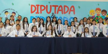 Pese a toma de instalaciones, el Congreso de Sonora celebra evento sobre la Diputación Infantil 2026