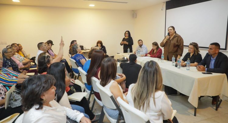 El Congreso de Sonora socializa con caborquenses Ley de Tarifa Social