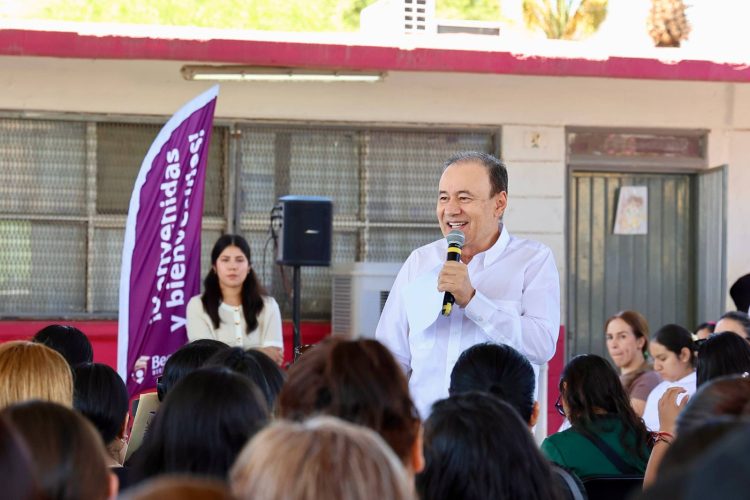 Arranca Gobernador Durazo entrega de becas Rita Cetina para alumnas y alumnos de primarias públicas