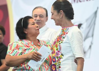 Día de las Madres: Presidenta Sheinbaum entrega Pensión Mujeres Bienestar que beneficia a 3 millones de mexicanas y en Sonora a 70 mil beneficiarias.