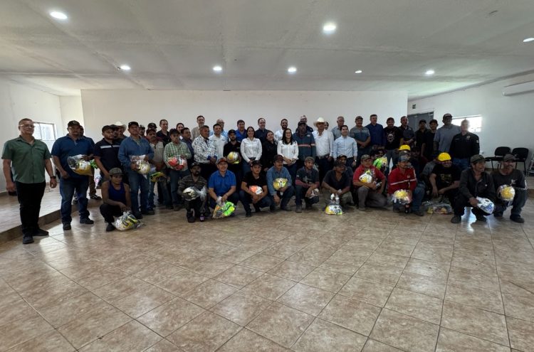 Impulsan seguridad y dignificación del trabajo minero en San Javier con entrega de 300 paquetes de protección personal para pequeños mineros