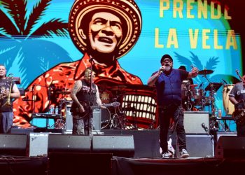Con cumbia, rock y ska, El Gran Silencio conquista el Alonso Vidal en Fiestas del Pitic