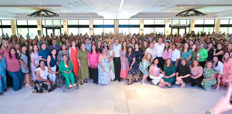 Reconocen Toño Astiazarán y Patty Ruibal compromiso de más de 2 mil mujeres con Hermosillo