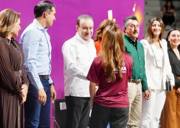 Gobernador Durazo beca a más de 600 atletas sonorenses y asegura su formación deportiva
