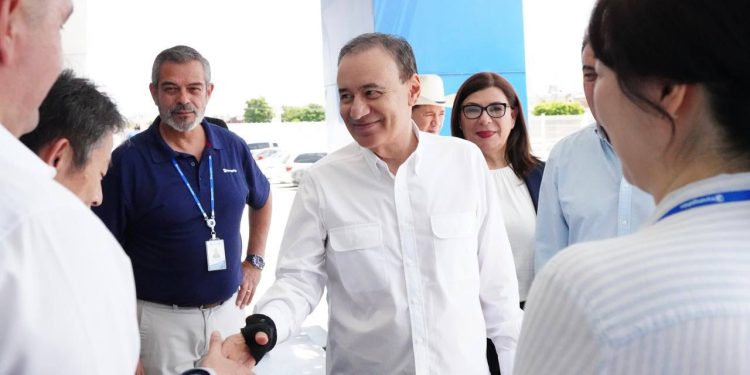 Gobernador Durazo detona crecimiento económico con inversión de 725 millones en industria aeroespacial