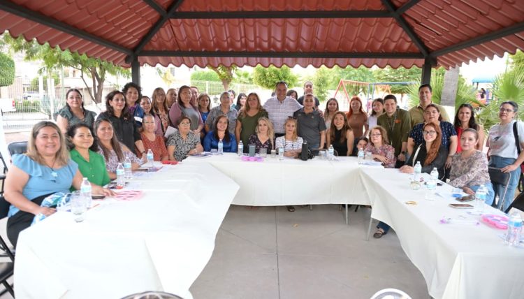 Entrega Toño Astiazarán modernización de parque en Urbi Villa del Rey en beneficio de familias del sector