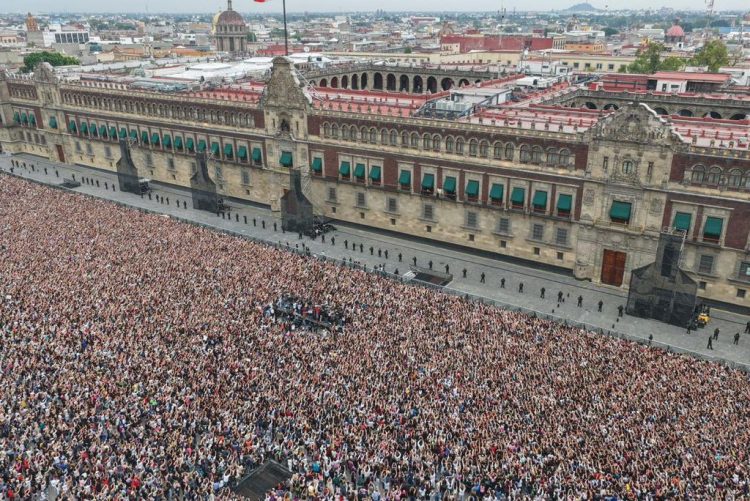 Recibo con gusto a uno de los grupos más queridos por las y los jóvenes de México: BTS. La música y los valores unen a México y Corea del Sur.