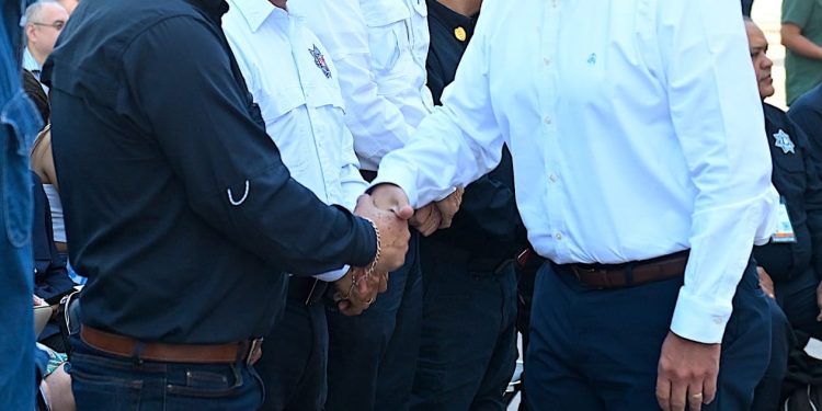 Reconoce Toño Astiazarán trayectoria y compromiso de 140 servidoras y servidores públicos municipals