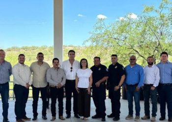 Alcaldes de Sonora se reúnen con Oficina de Aduanas de EU en torno a la carretera Altar-Sásabe