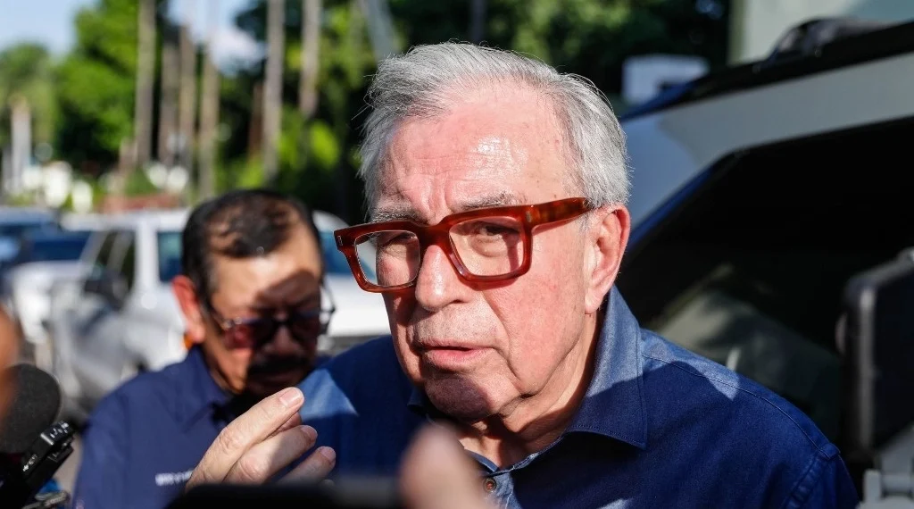 FGR cita a declarar a Rubén Rocha por acusaciones de EU