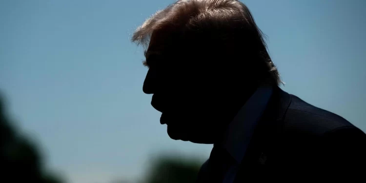 Gobierno de Trump da por terminadas las hostilidades con Irán