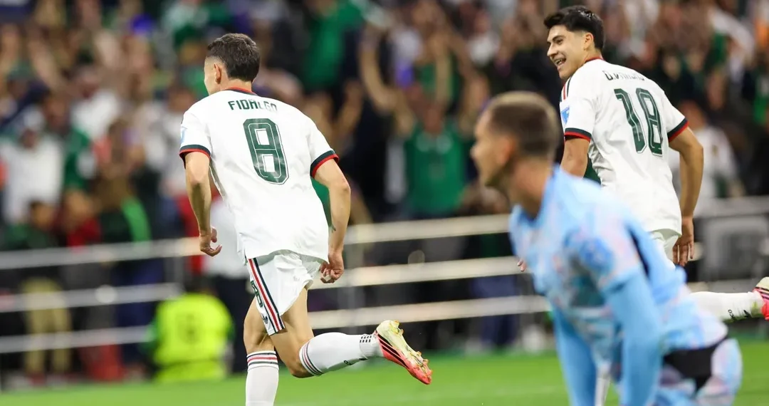 Triunfo histórico de México, golea 3-0 a los checos y gana sus tres partidos de fase de grupos
