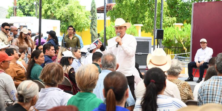 Lleva Gobernador Durazo becas, obras y servicios gratuitos a miles de familias de la sierra sonorense