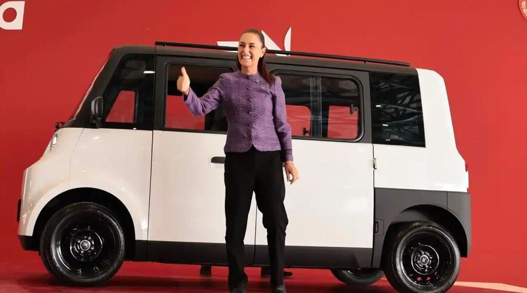 México presenta Olinia 1: el primer vehículo eléctrico nacional