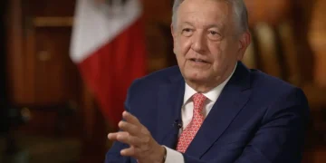 AMLO: el nuevo Trump está rodeado de manipuladores que buscan que a México regrese la derecha entreguista