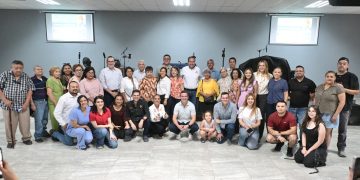 Cumple Toño Astiazarán con obra a la comunidad de la iglesia Betesda