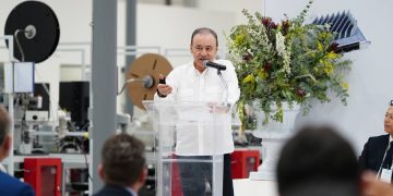 Gobernador Durazo fortalece alianza estratégica con industria aeroespacial en Sonora