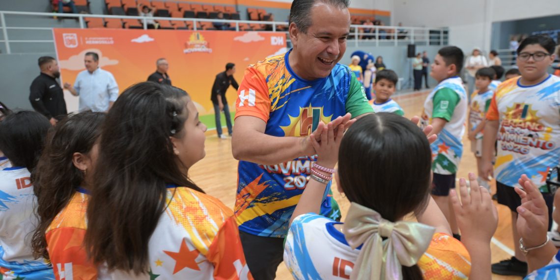 Apoya “Toño” Astiazarán a más de 350 niñas y niños con campamento “Verano en Movimiento”