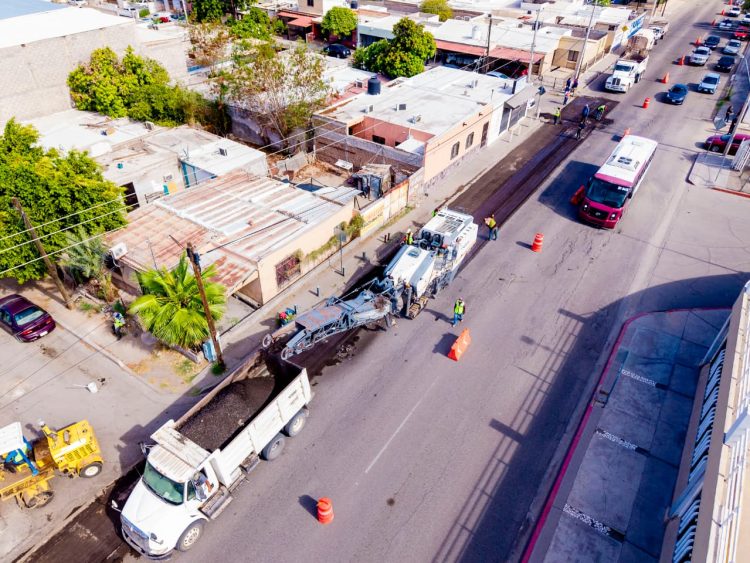 Avanza recarpeteo en la calle Monteverde y otras vialidades para beneficio de las y los ciudadanos: Toño Astiazarán