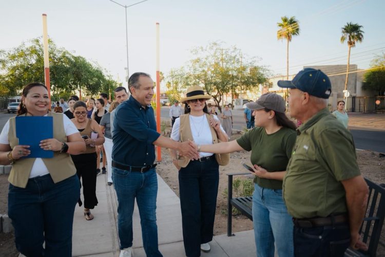 Motiva Toño Astiazarán participación ciudadana al entregar obra de CRECES en colonia Nuevo Horizonte
