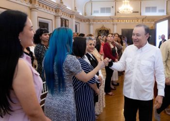 Premia Gobernador Durazo a mujeres investigadoras sonorenses por su aportación a la transformación social