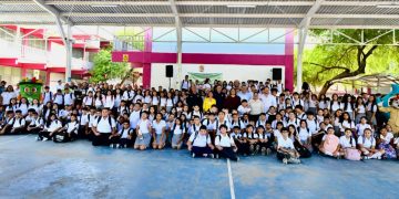 Realiza Toño Astiazarán donación de equipo de cómputo a secundaria 9, “Arq. Gustavo F. Aguilar Beltrán” en inicio de ciclo escolar