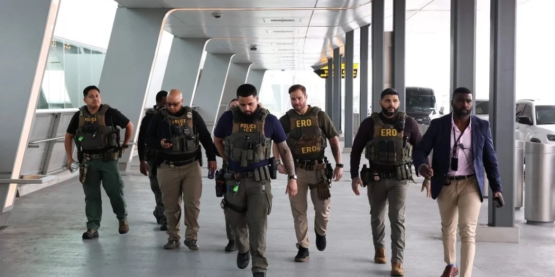 Cacería migrante: ICE realiza casi 50 mil arrestos en julio; cifra récord durante segundo mandato de Trump