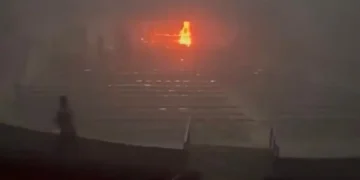Grupo armado incendia ring y realiza detonaciones en el CUM de Hermosillo; suspenden función de boxeo