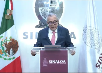 Rocha Moya duró 34 horas en el cargo; vuelve a solicitar licencia “por tiempo indefinido” como gobernador de Sinaloa