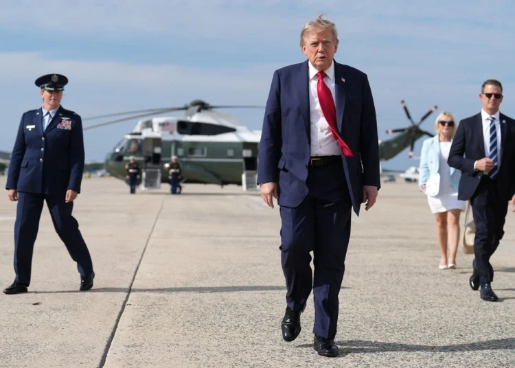 Canadá ratifica guerra comercial a EU con tarifas entre 15 y 50%, Trump califica a Canadá como “uno de los peores países con los que hay que tratar”