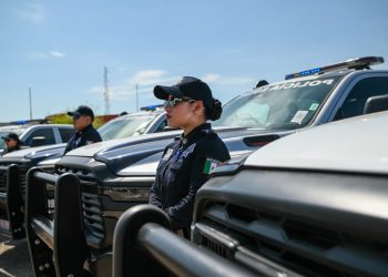 Gobernador Durazo fortalece instituciones de seguridad con entrega de 73 nuevas unidades
