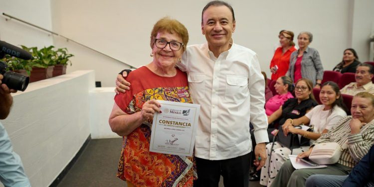 Durazo y Sheinbaum hacen realidad la regularización patrimonial en Sonora con entrega de más de 39 mil escrituras